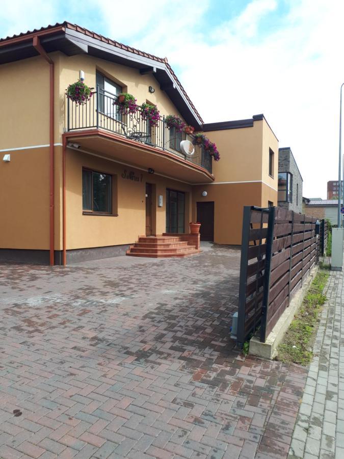 Juro Guest House Шяуляй Экстерьер фото